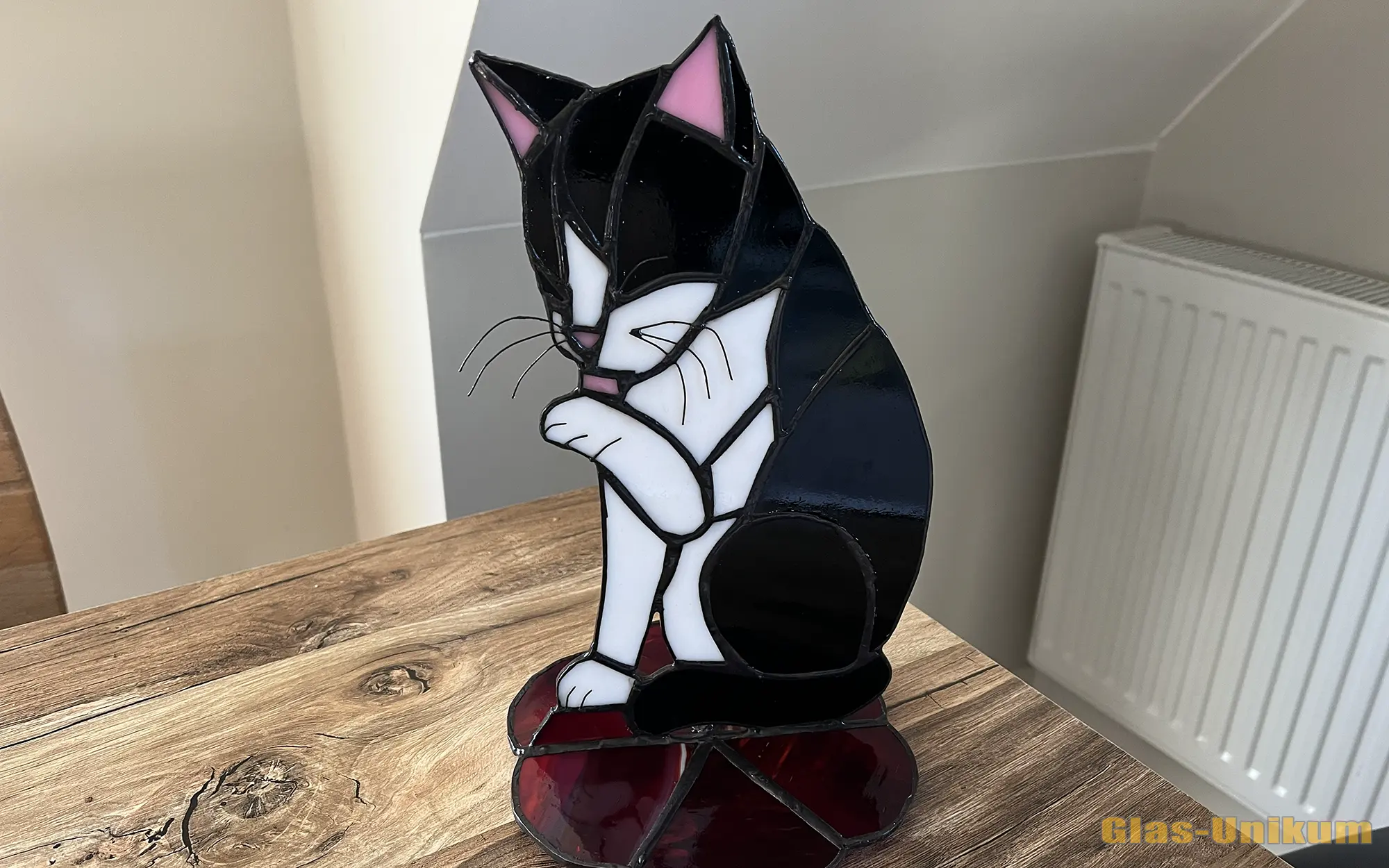 2 061 Katze Madam Pfoetchen